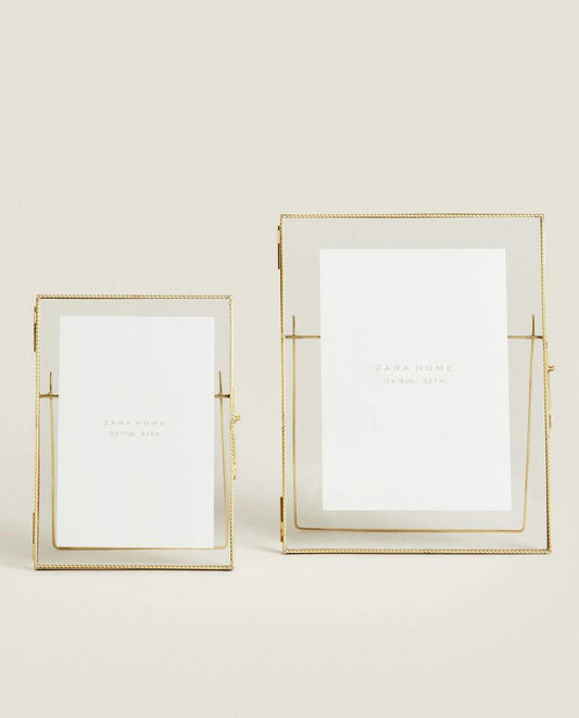 GOLDEN FRAME