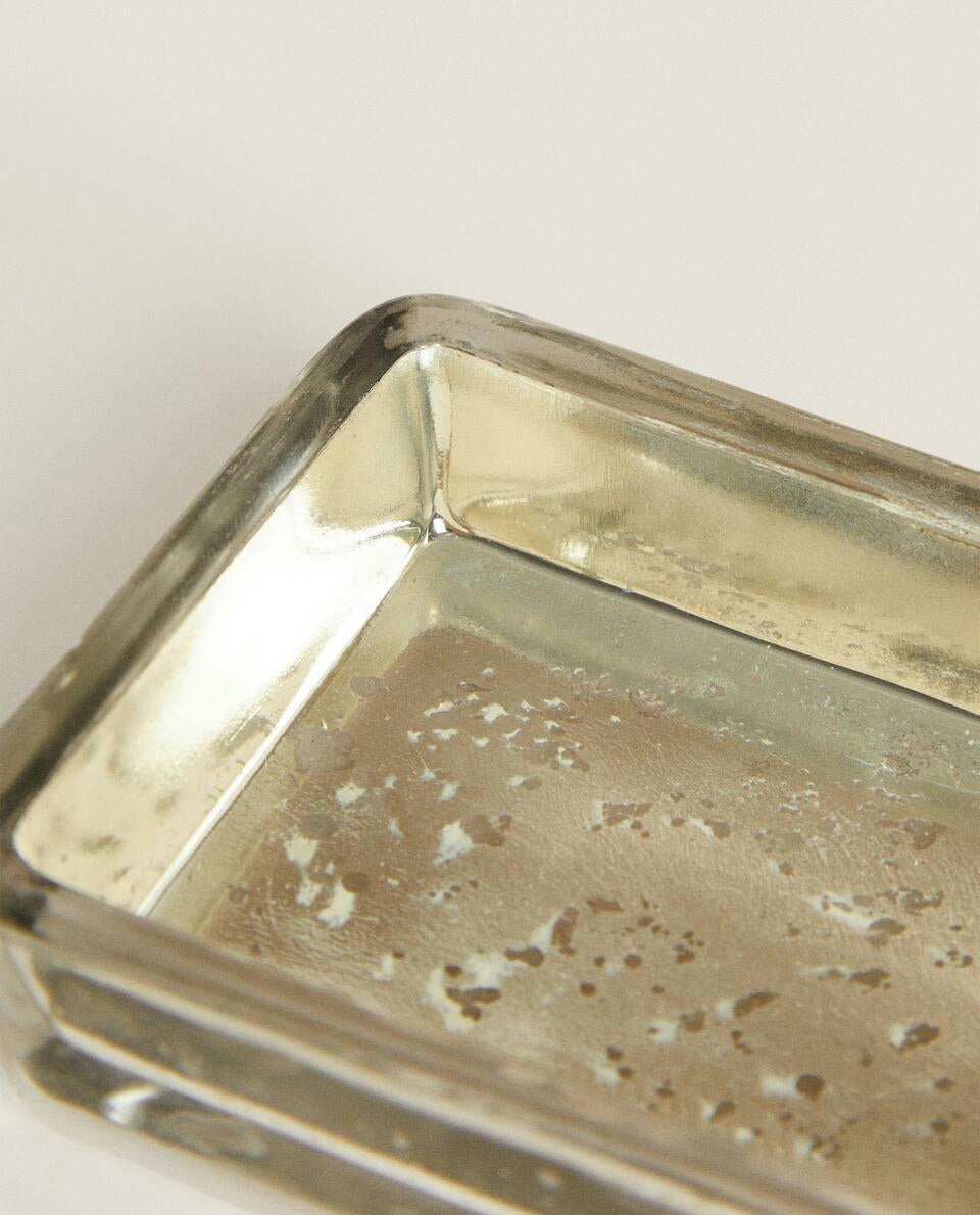 SQUARE GLASS TEALIGHT HOLDER
