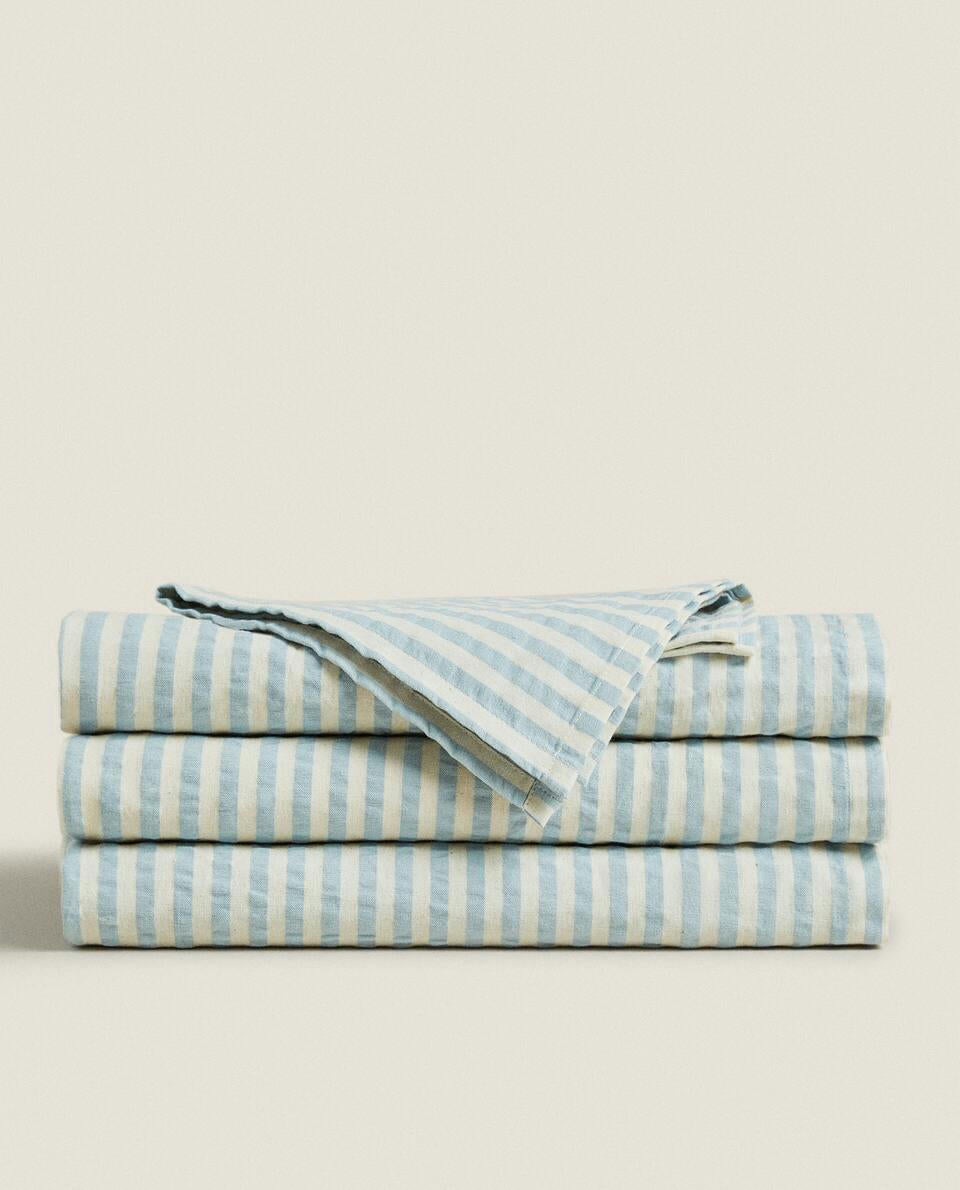 STRIPED TABLECLOTH