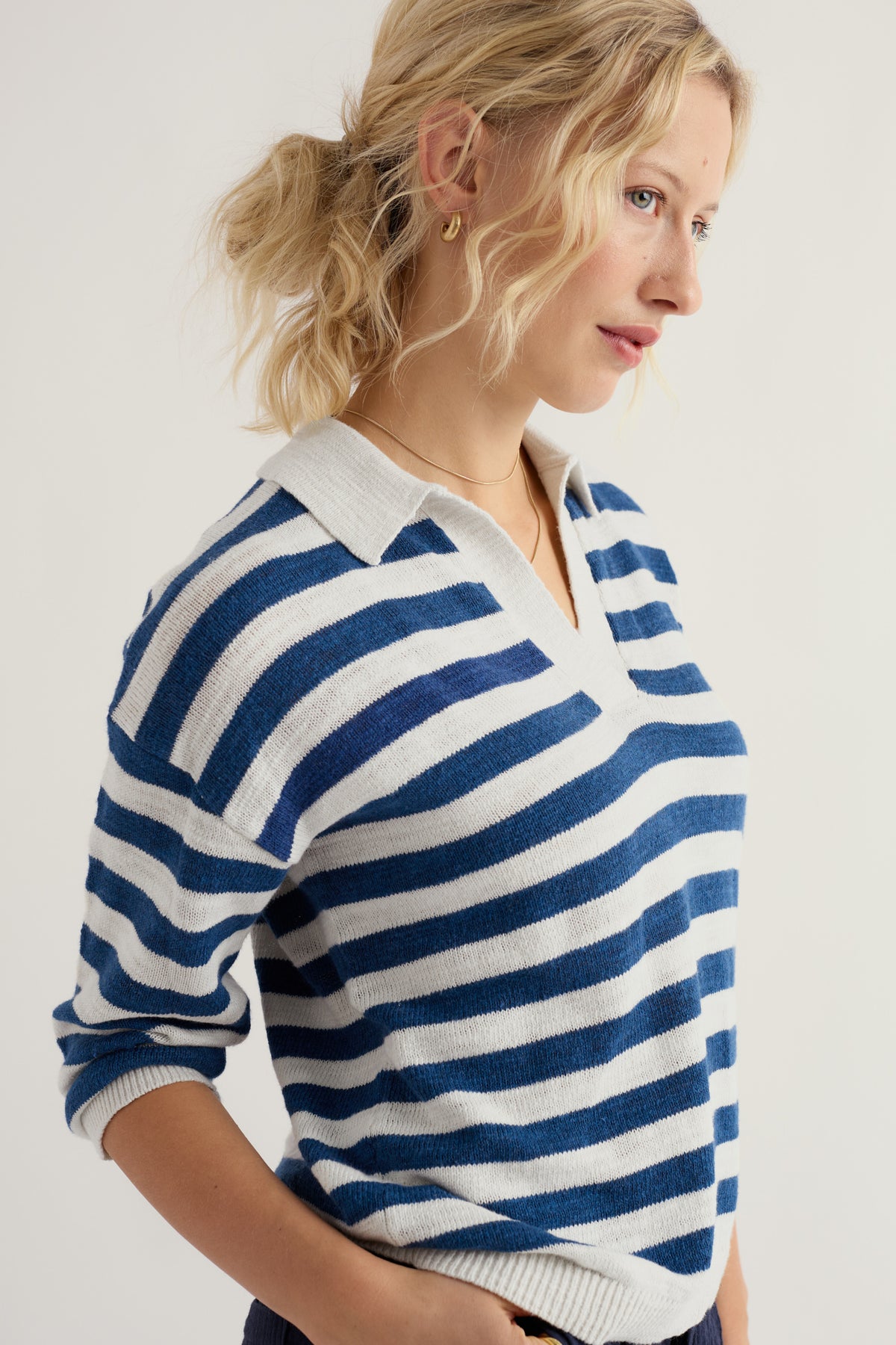 Gwynver Lightweight V-Neck Collared Jumper Made With Linen & Organic Cotton