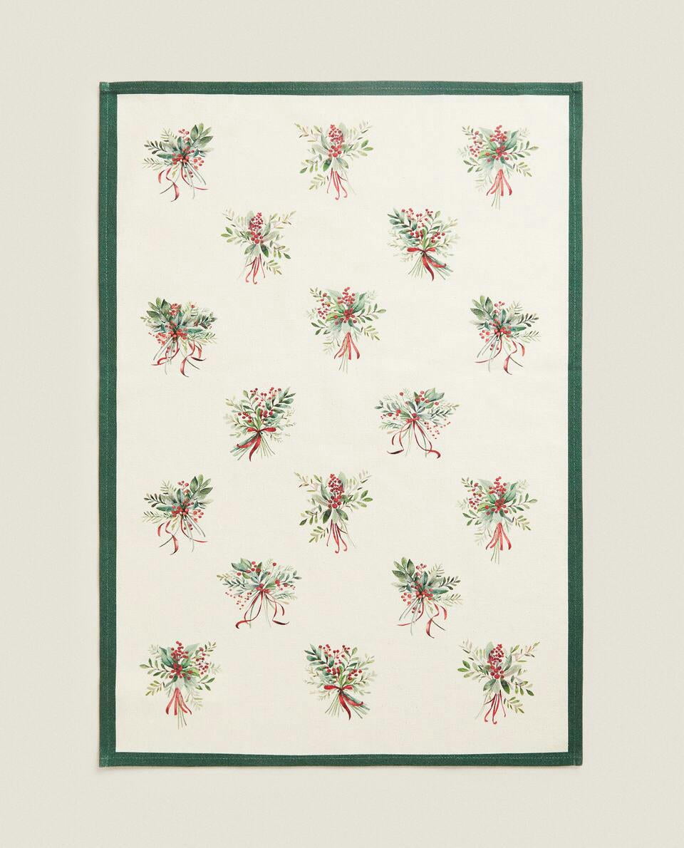 PACK OF CHRISTMAS SPRAY TEA TOWELS (PACK OF 2)