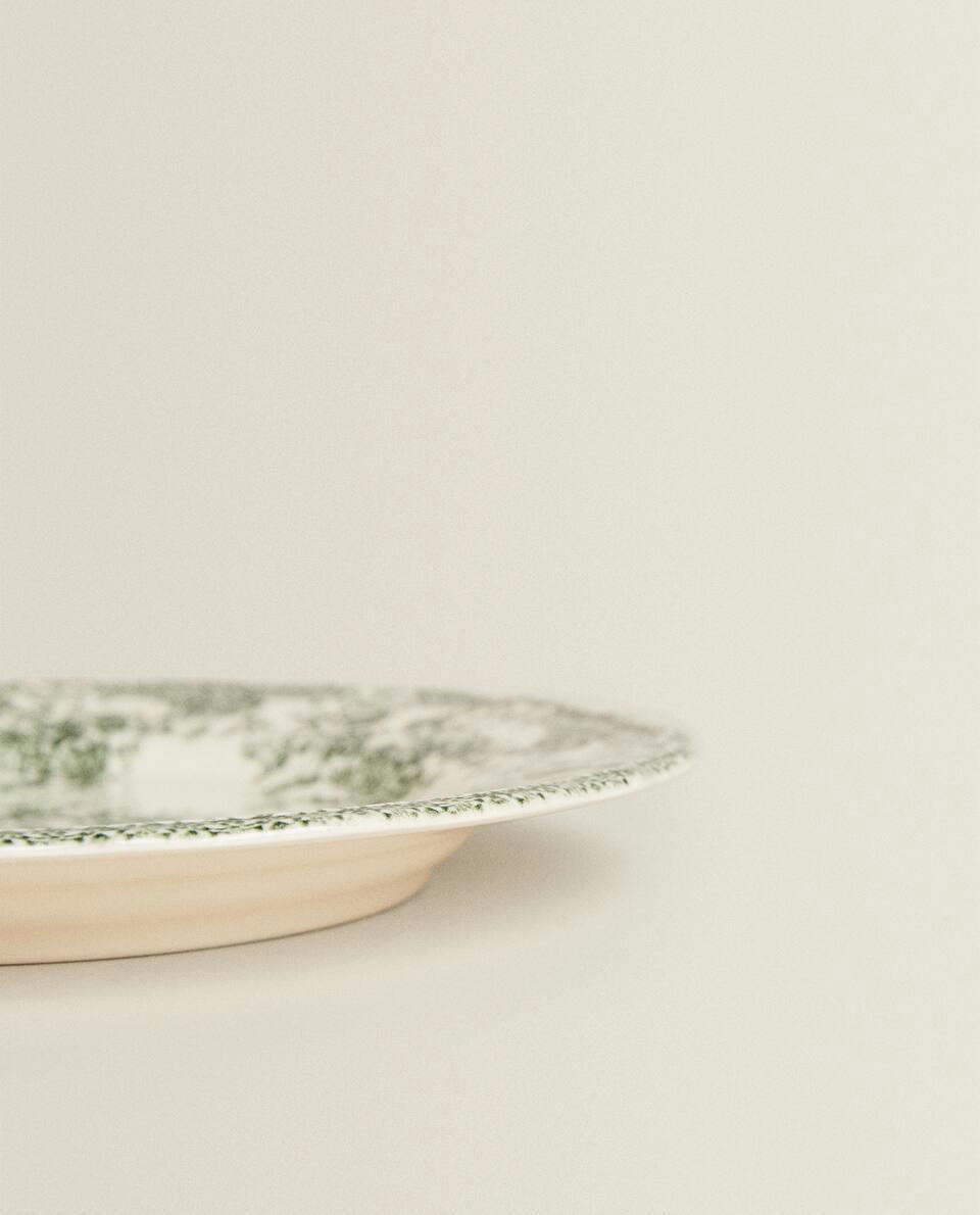 FLORAL EARTHENWARE DINNER PLATE