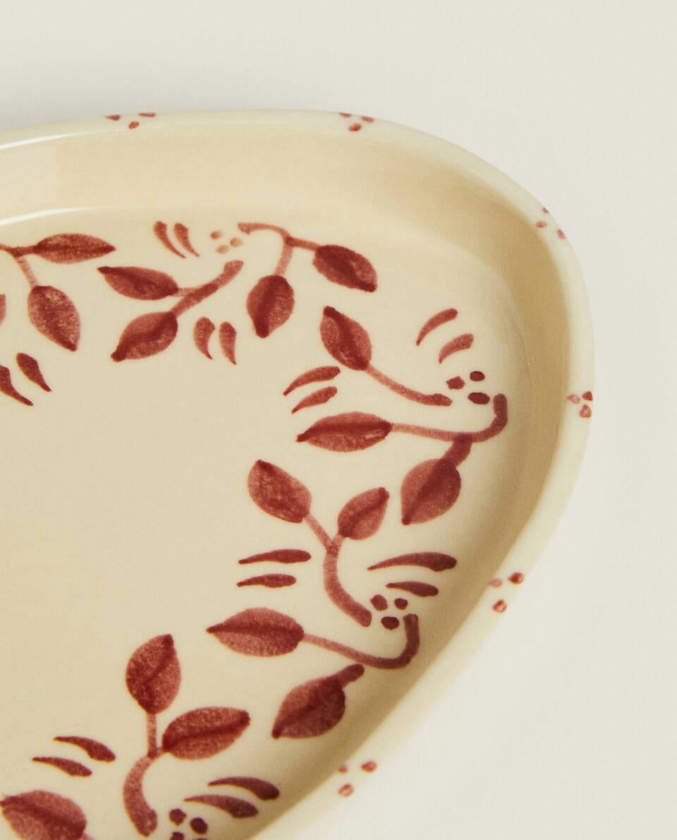 PAINTED CERAMIC CHRISTMAS TRAY