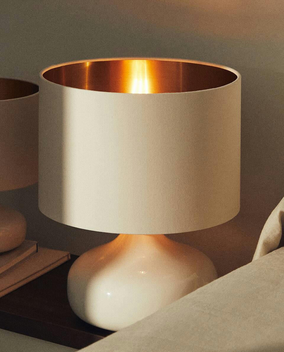LAMP WITH CERAMIC BASE