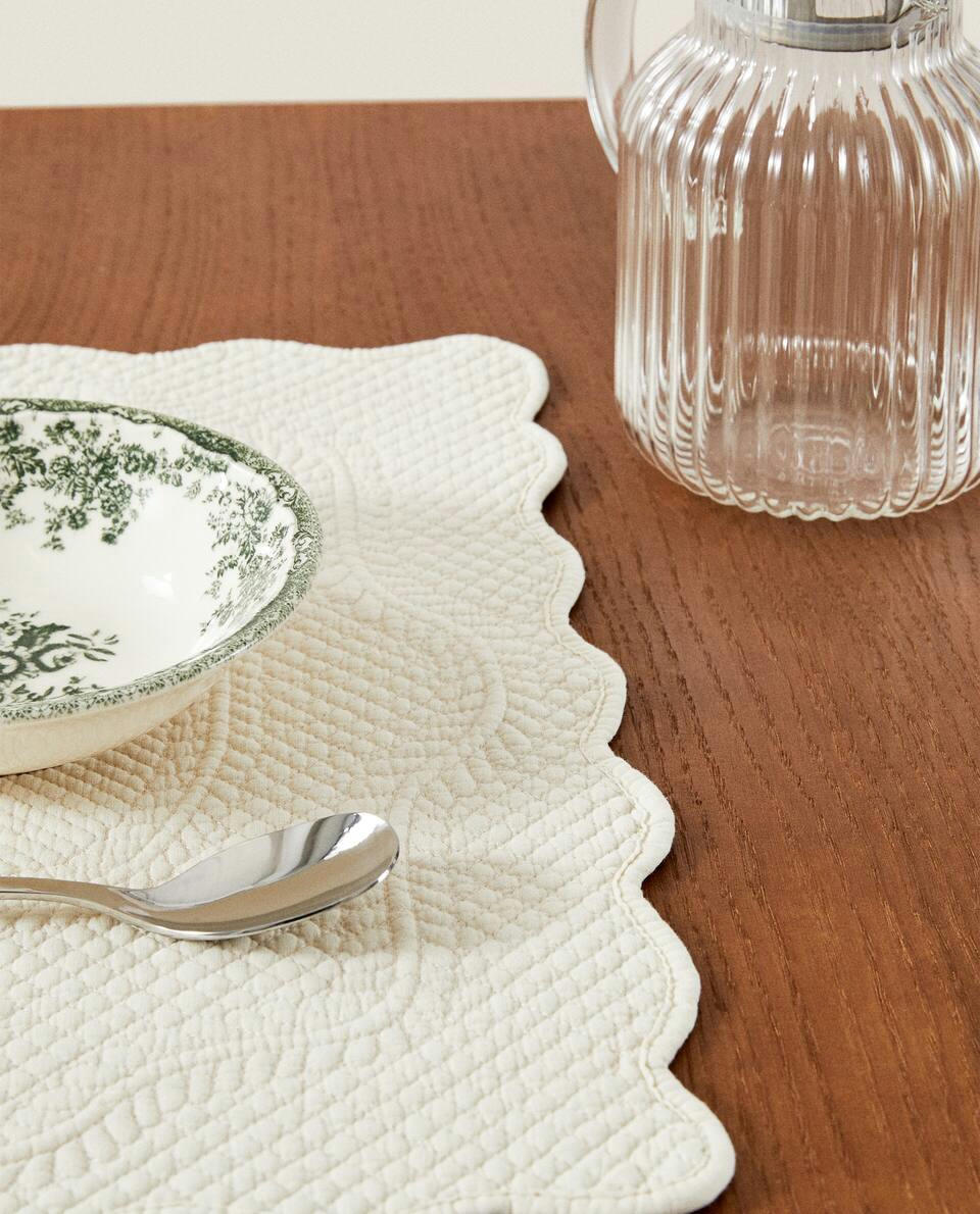 QUILTED PLACEMAT