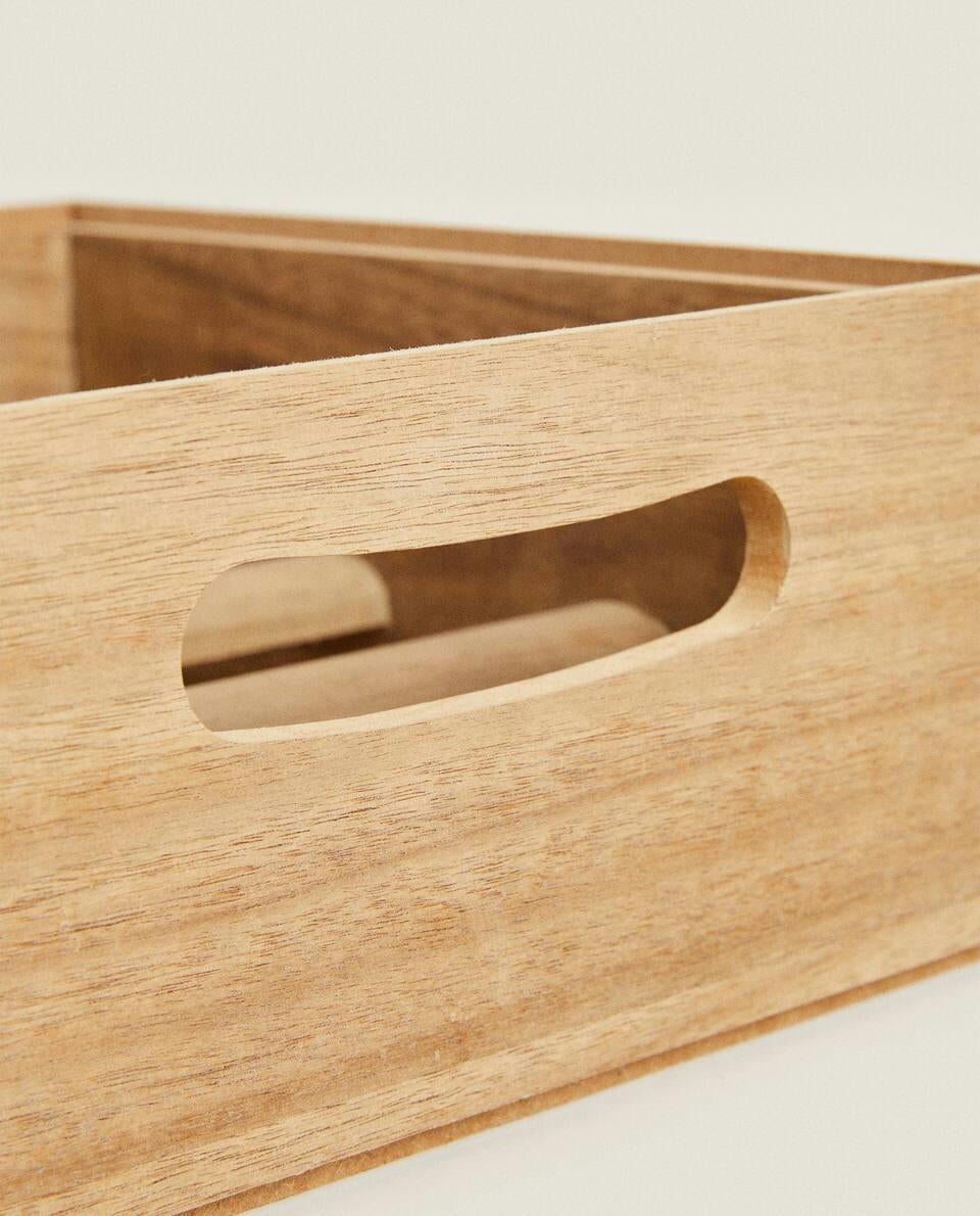 STACKABLE WOODEN BOTTLE STAND