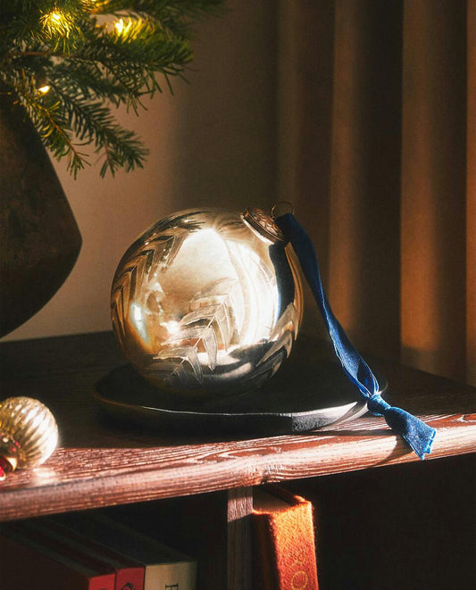GLASS HERRINGBONE CHRISTMAS BAUBLE DECORATION