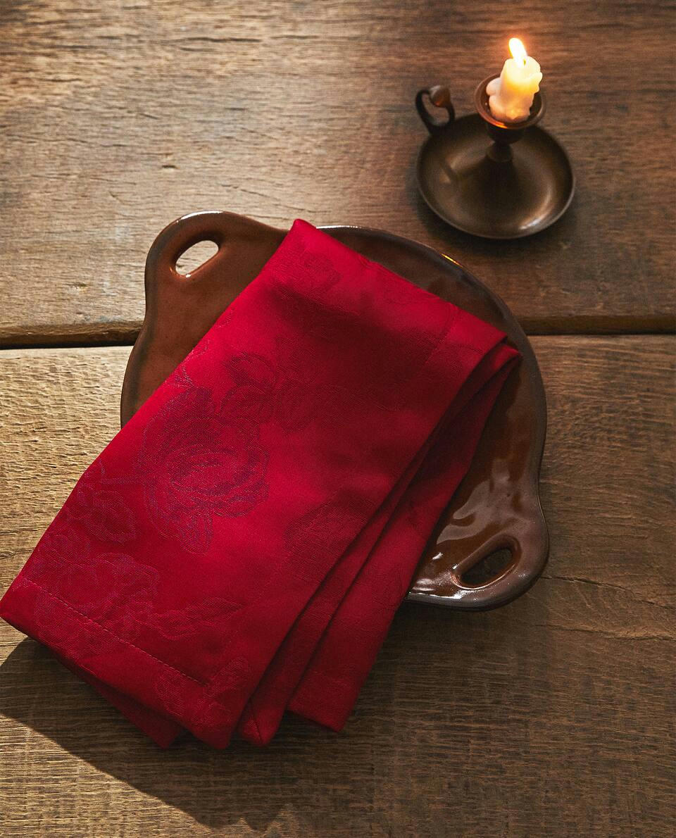 PACK OF CHRISTMAS FLORAL JACQUARD NAPKINS (PACK OF 2)