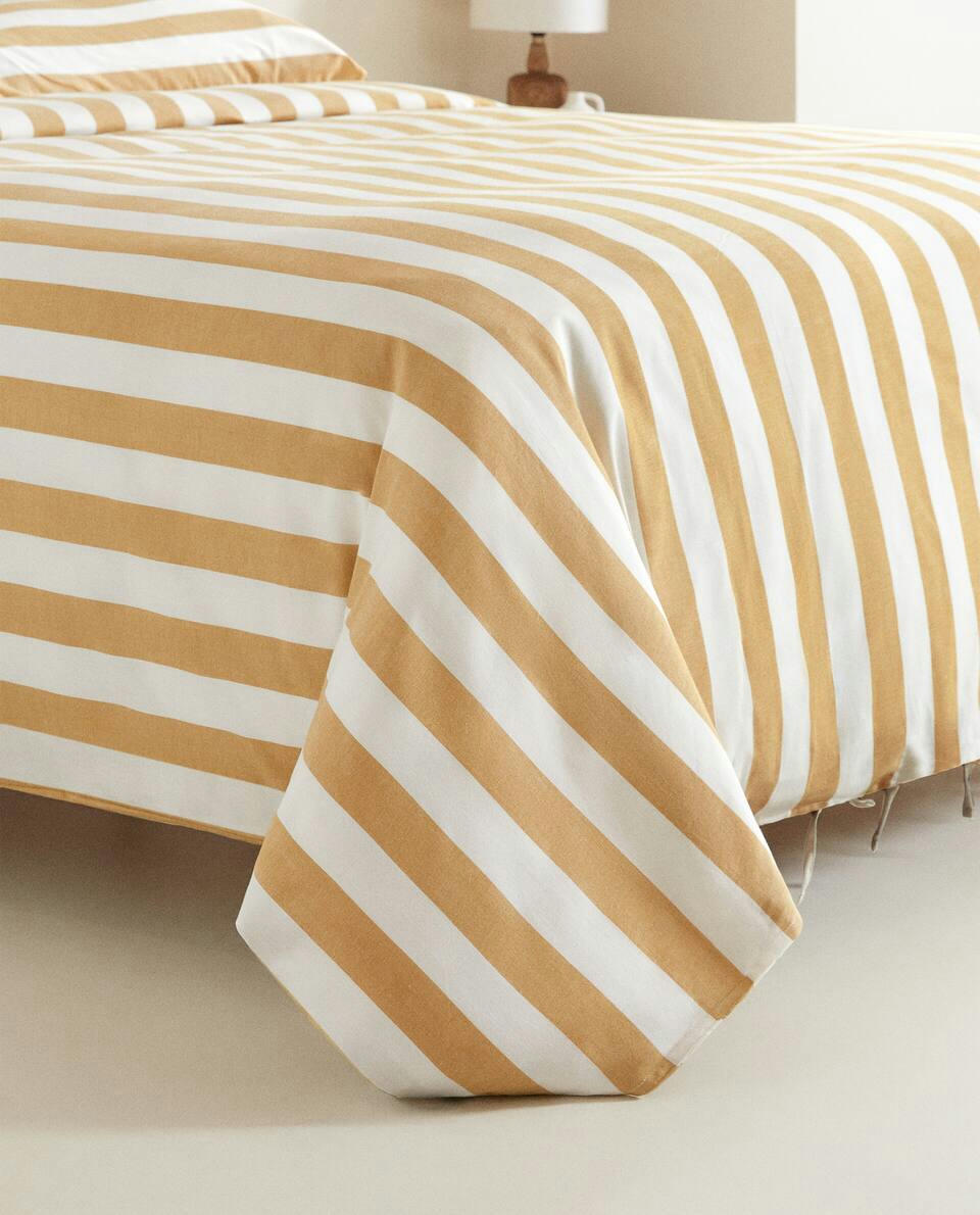 STRIPED DUVET COVER