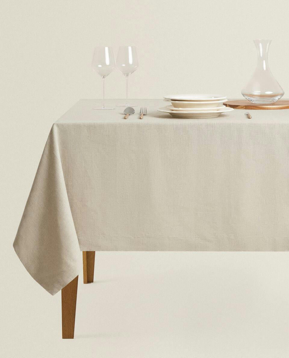 BASIC LINEN TABLECLOTH