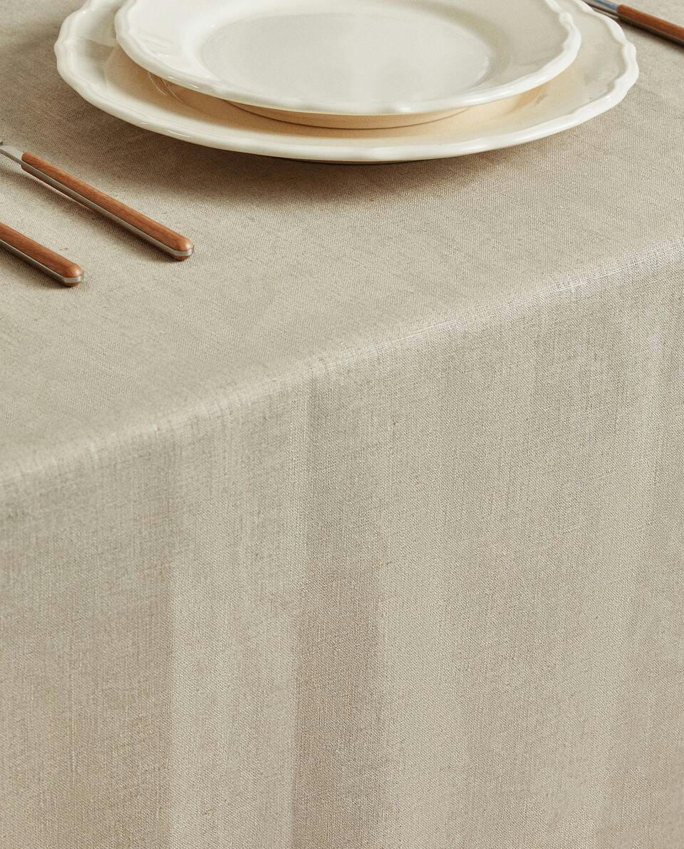 BASIC LINEN TABLECLOTH