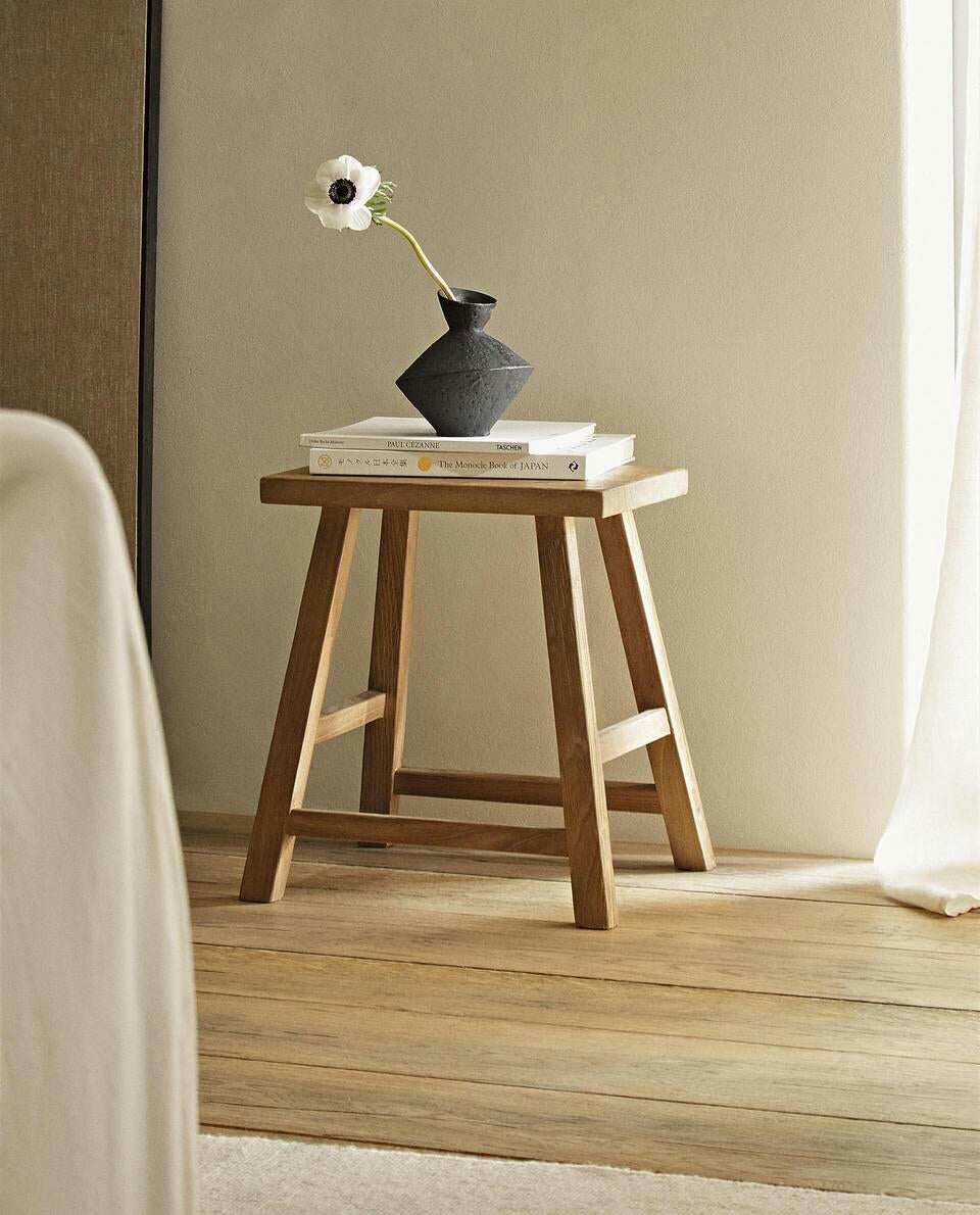 ELM WOOD STOOL