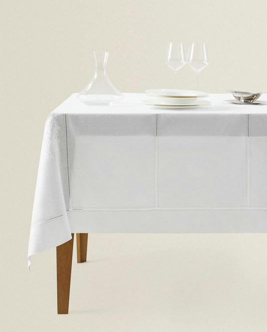 RAMIE TABLECLOTH WITH CHRISTMAS EMBROIDERY