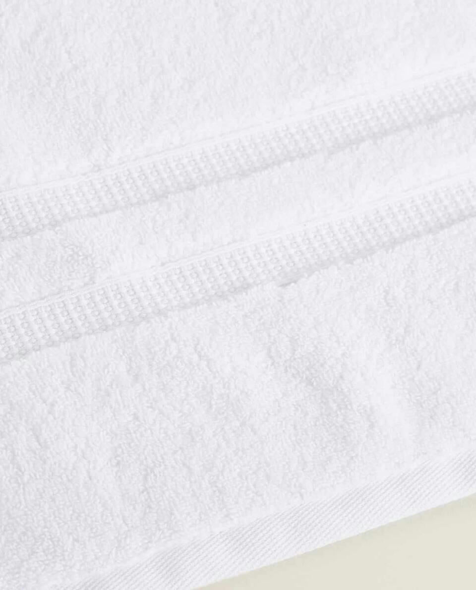EXTRA SOFT TOWEL WITH DOUBLE BORDER