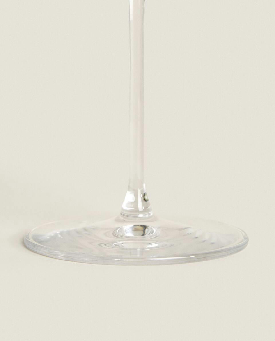 PLAIN CRYSTALLINE WINE GLASS