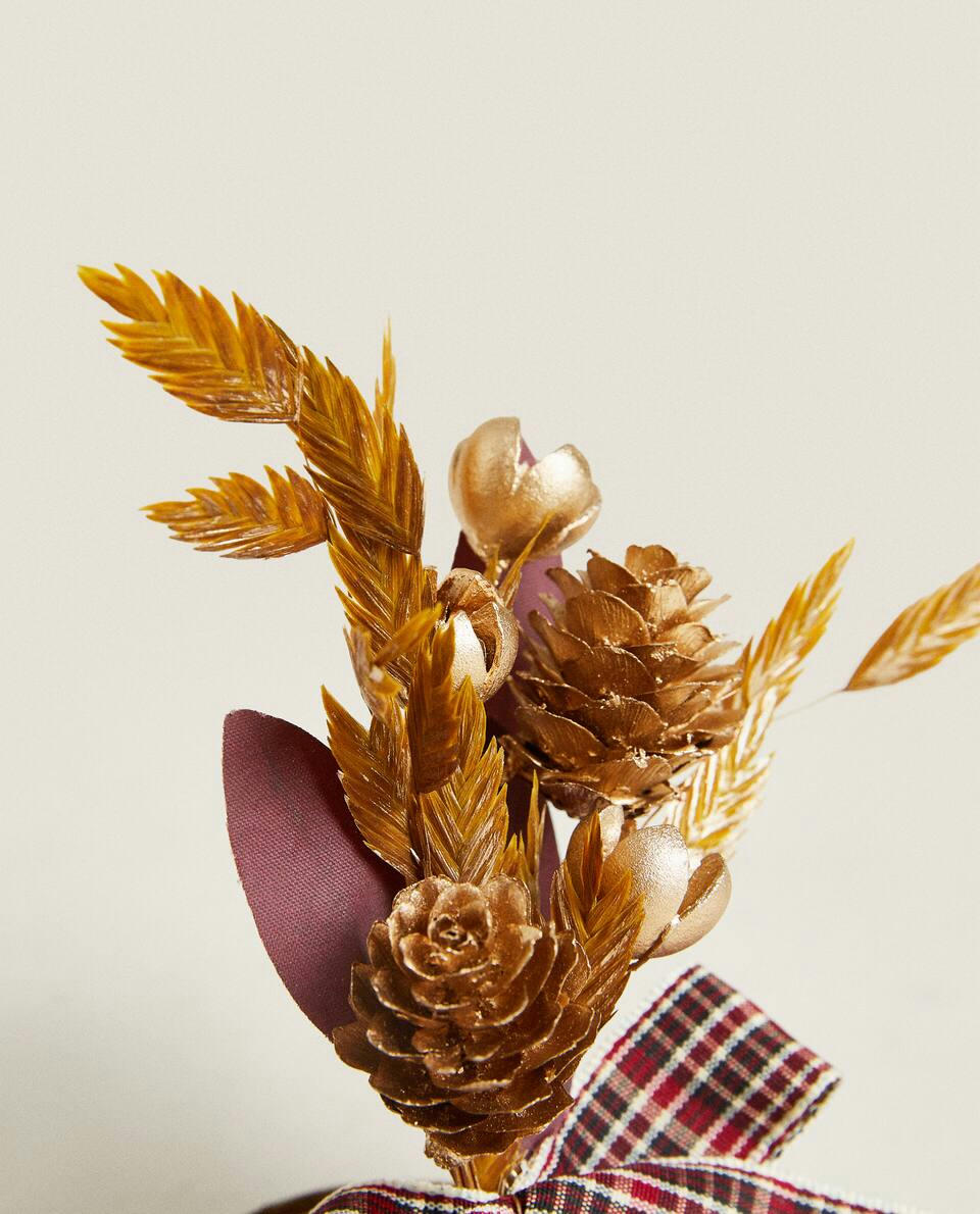 PACK OF DRIED CHRISTMAS FLOWER NAPKIN RINGS (PACK OF 2)