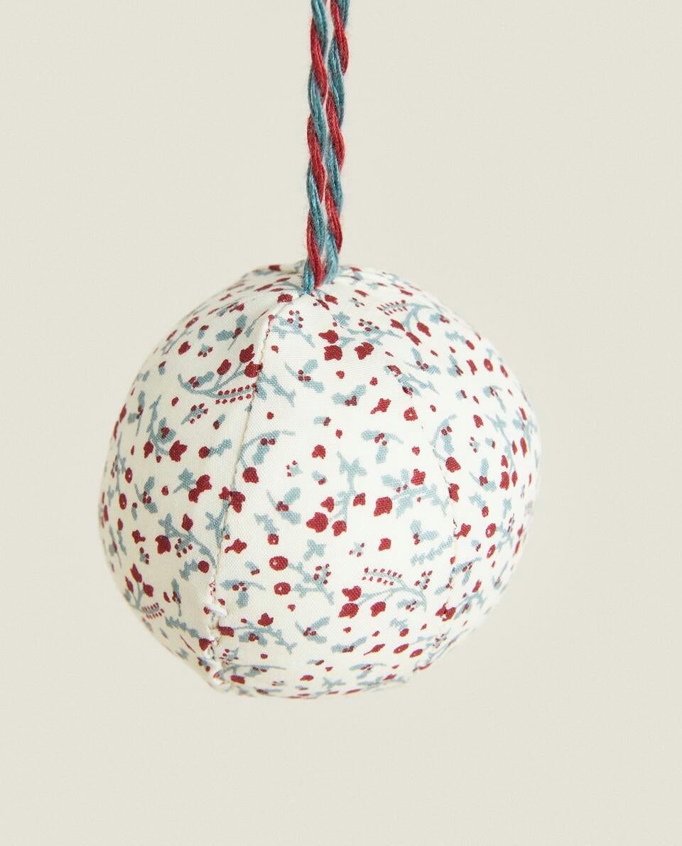 PACK OF CHRISTMAS PATCHWORK BAUBLE DECORATIONS (PACK OF 2)