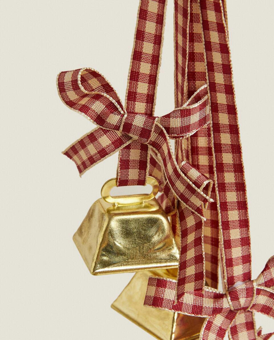 DECORATIVE TARTAN BELLS GARLAND