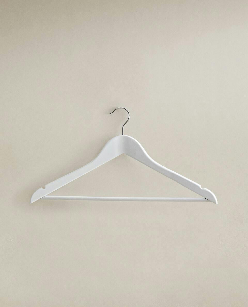 LACQUERED WOODEN HANGER (SET OF 3)