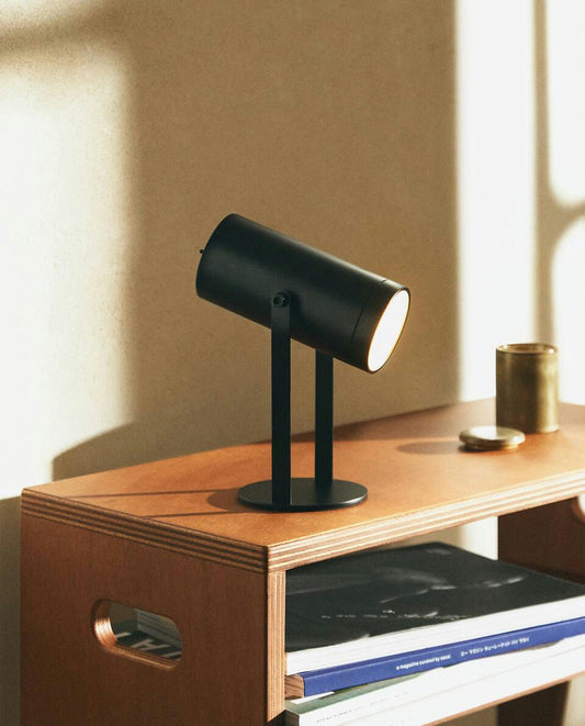 USB RECHARGEABLE SPOTLIGHT