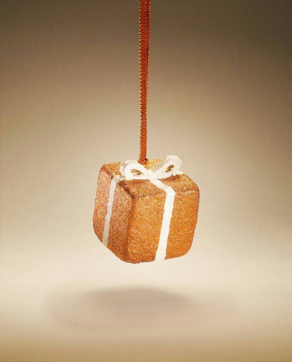 GIFT CHRISTMAS DECORATION
