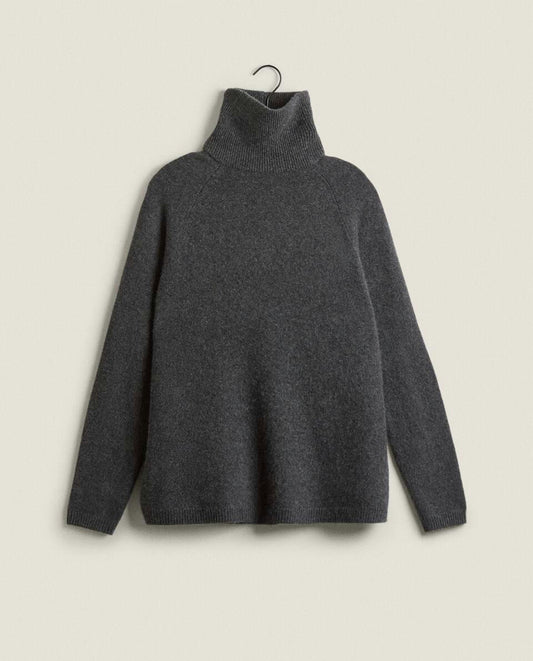 CASHMERE TURTLENECK SWEATER