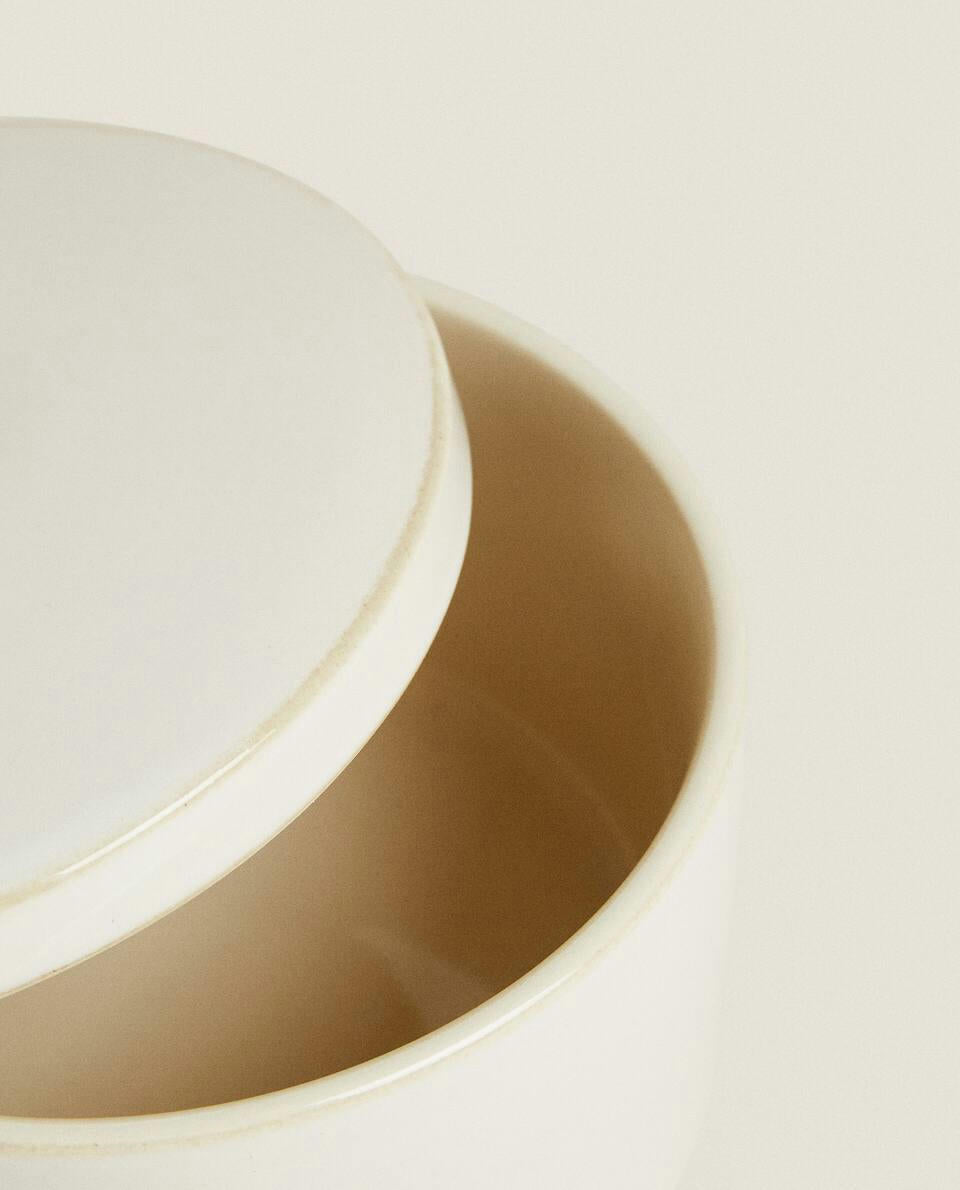 STONEWARE JAR WITH LID