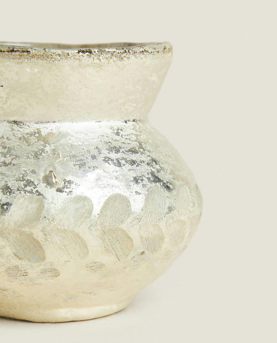 CHRISTMAS HERRINGBONE GLASS TEALIGHT HOLDER