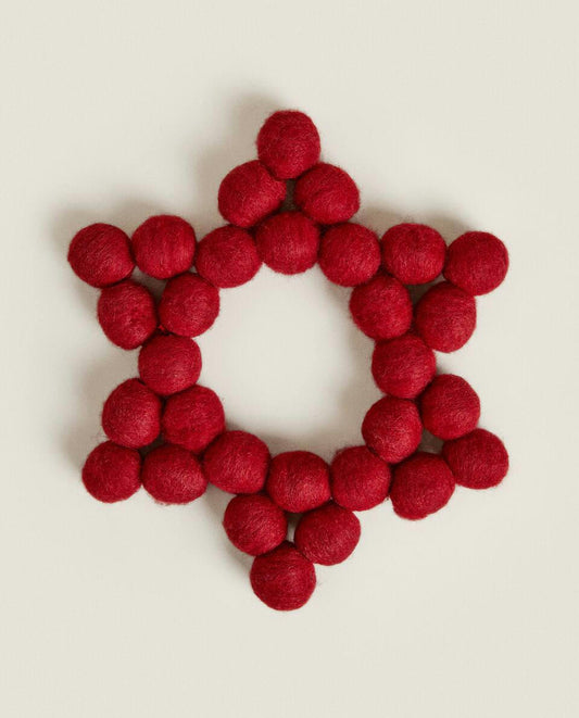 CHRISTMAS STAR-SHAPED WOOL TRIVET