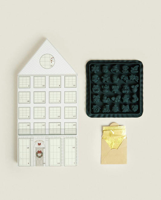 CHRISTMAS CHOCOLATE MOULD ADVENT CALENDAR