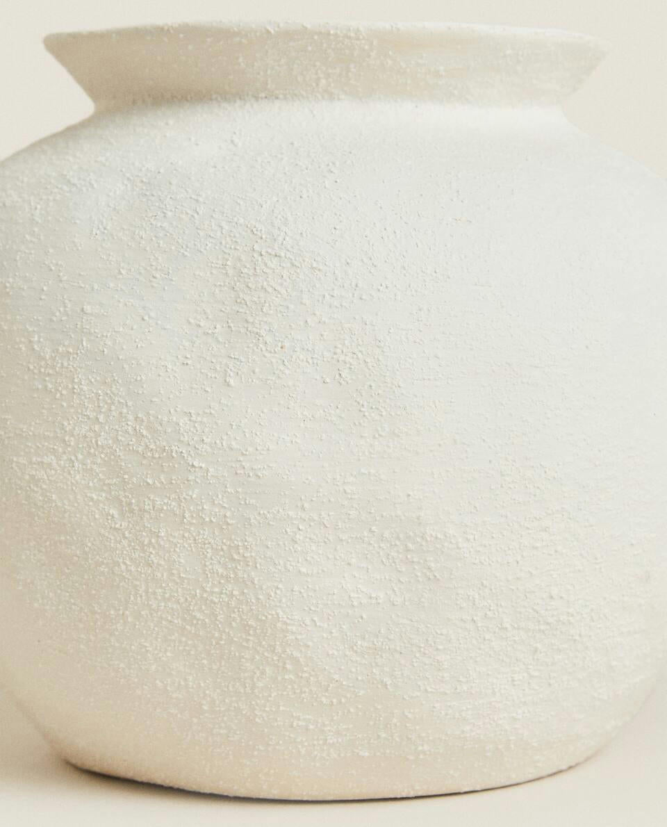 ROUGH EARTHENWARE VASE