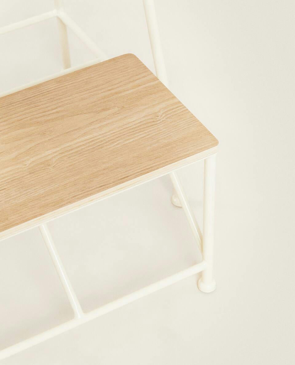 WOOD STOOL | LADDER