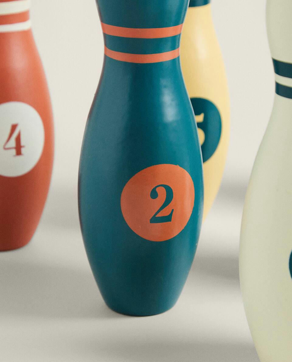 CHILDREN'S LE PETIT NICOLAS  BOWLING SET