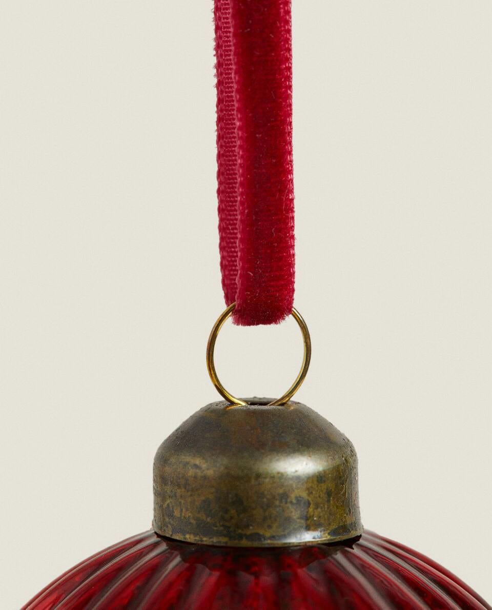 CHRISTMAS SPIRAL GLASS BAUBLE DECORATION