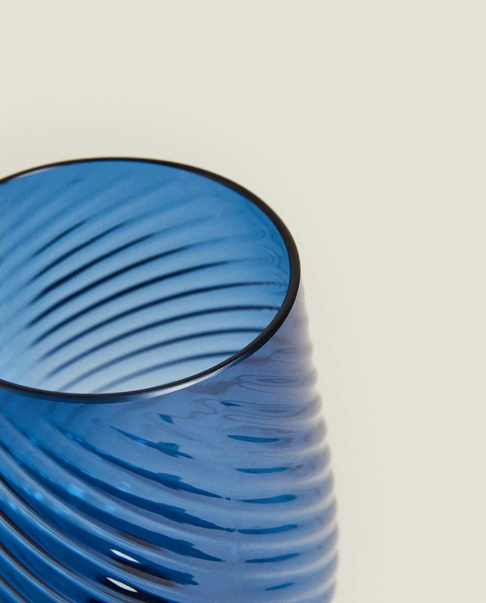 STRIPED GLASS