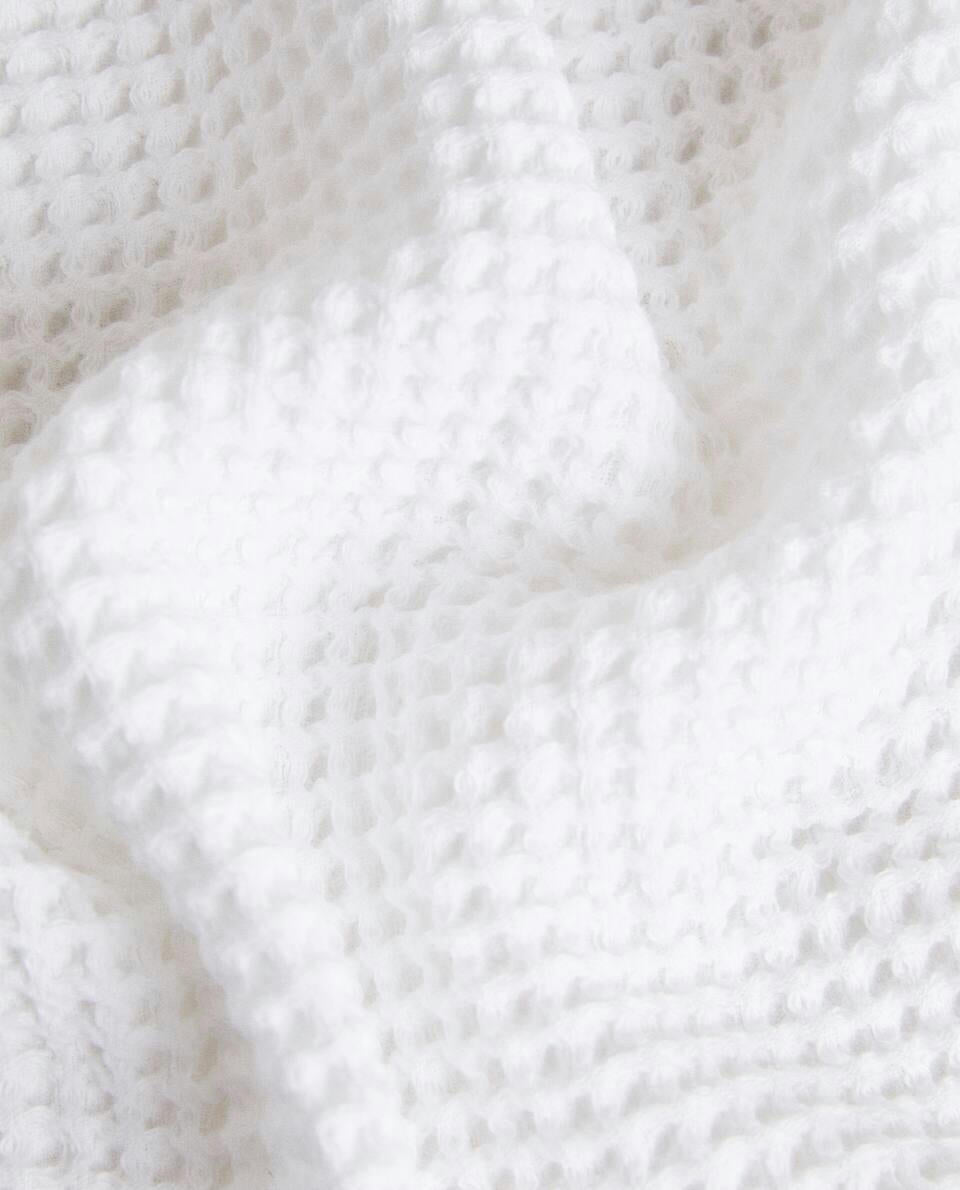 WAFFLE-KNIT COTTON TOWEL