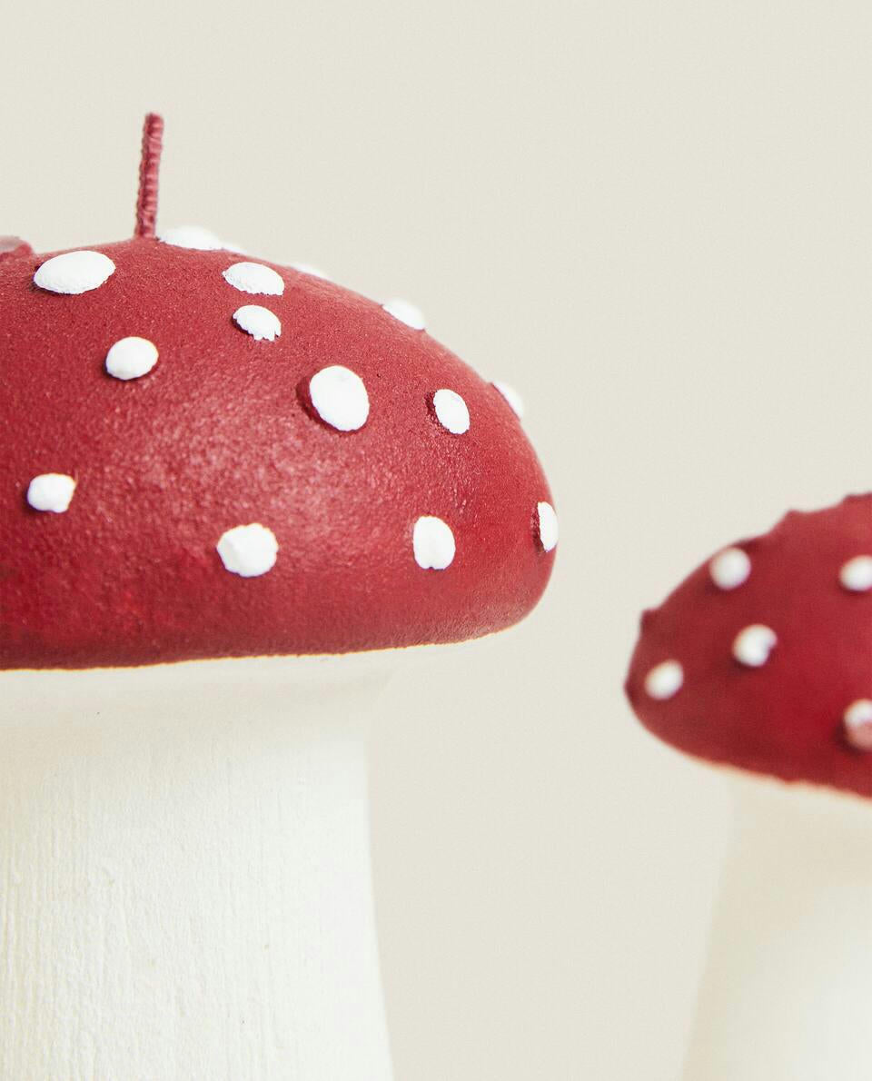 CHRISTMAS DECORATIVE MUSHROOM CANDLE