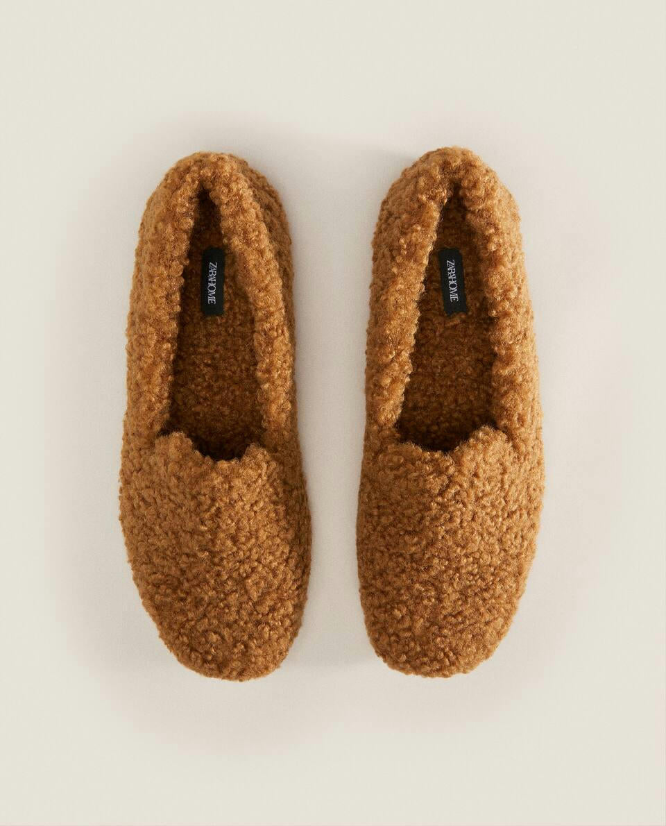 FAUX FUR SLIPPERS