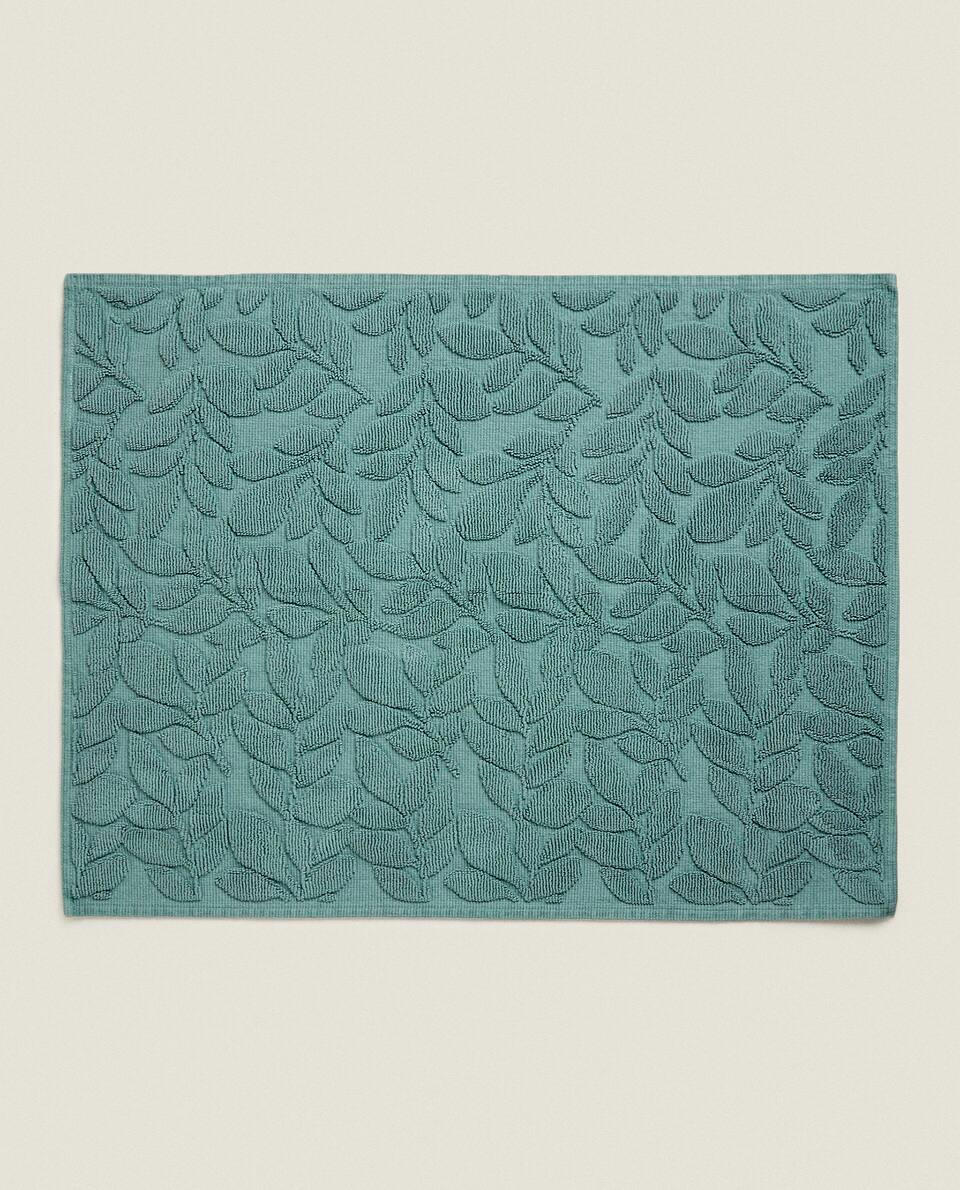 VEGETABLE JACQUARD BATH MAT