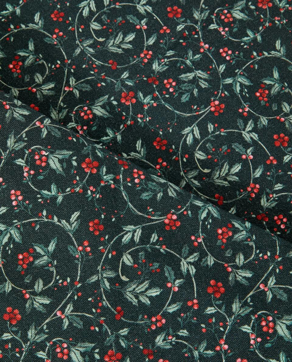 COTTON CHRISTMAS VINE TABLECLOTH