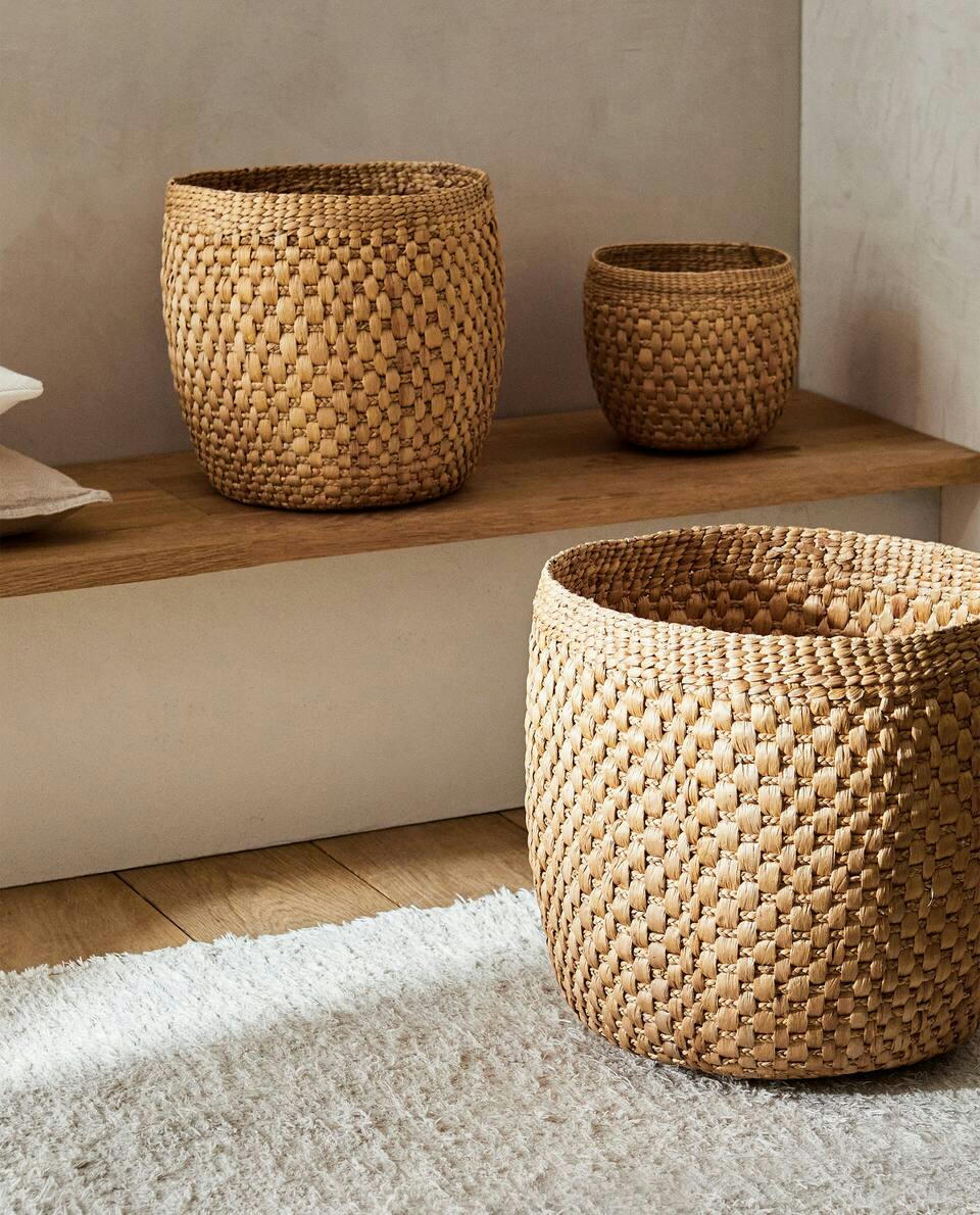 STRIPED ROUND BASKET