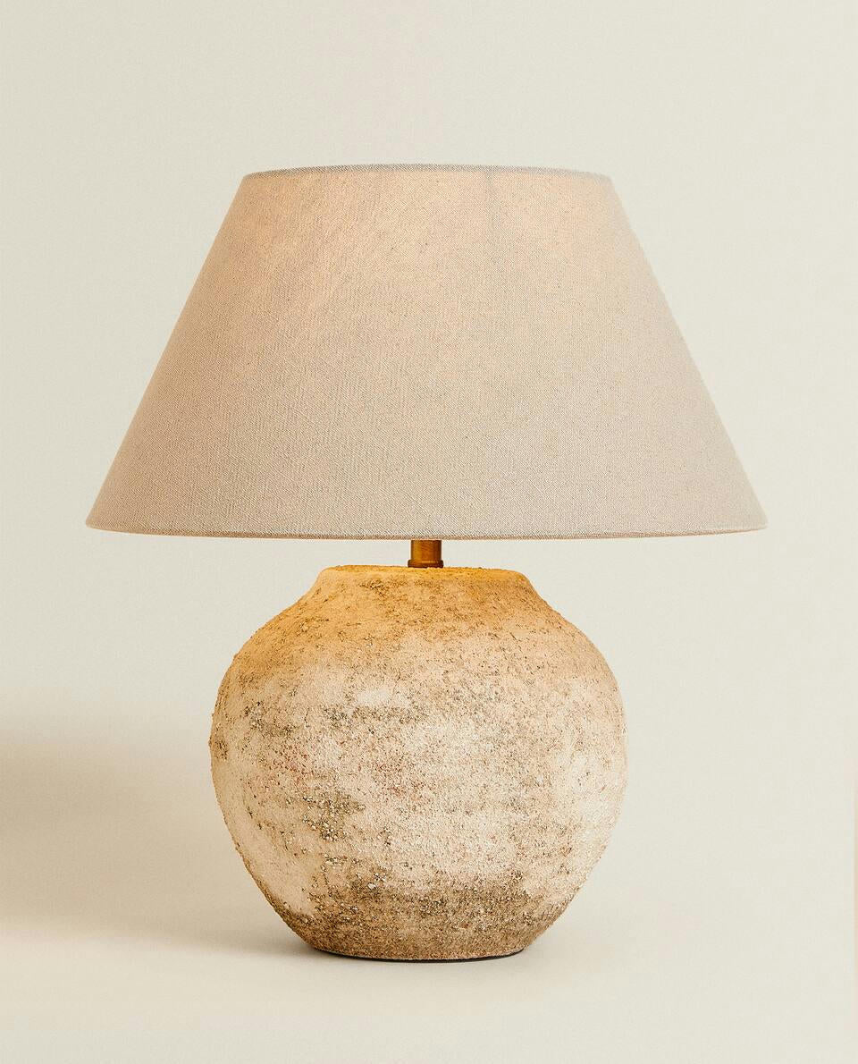 LAMP WITH AGED CERAMIC BASE