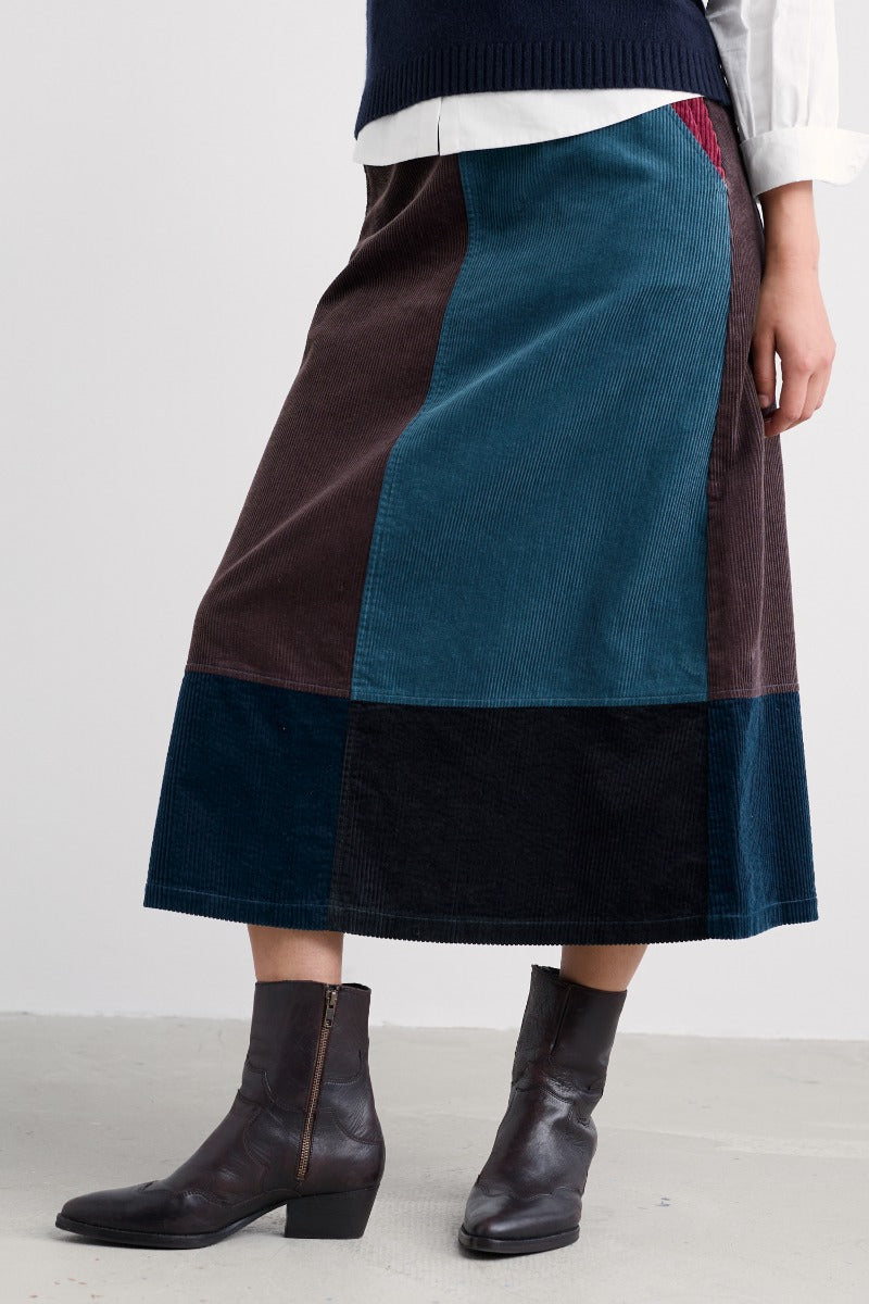 Circular Window Wren Skirt
