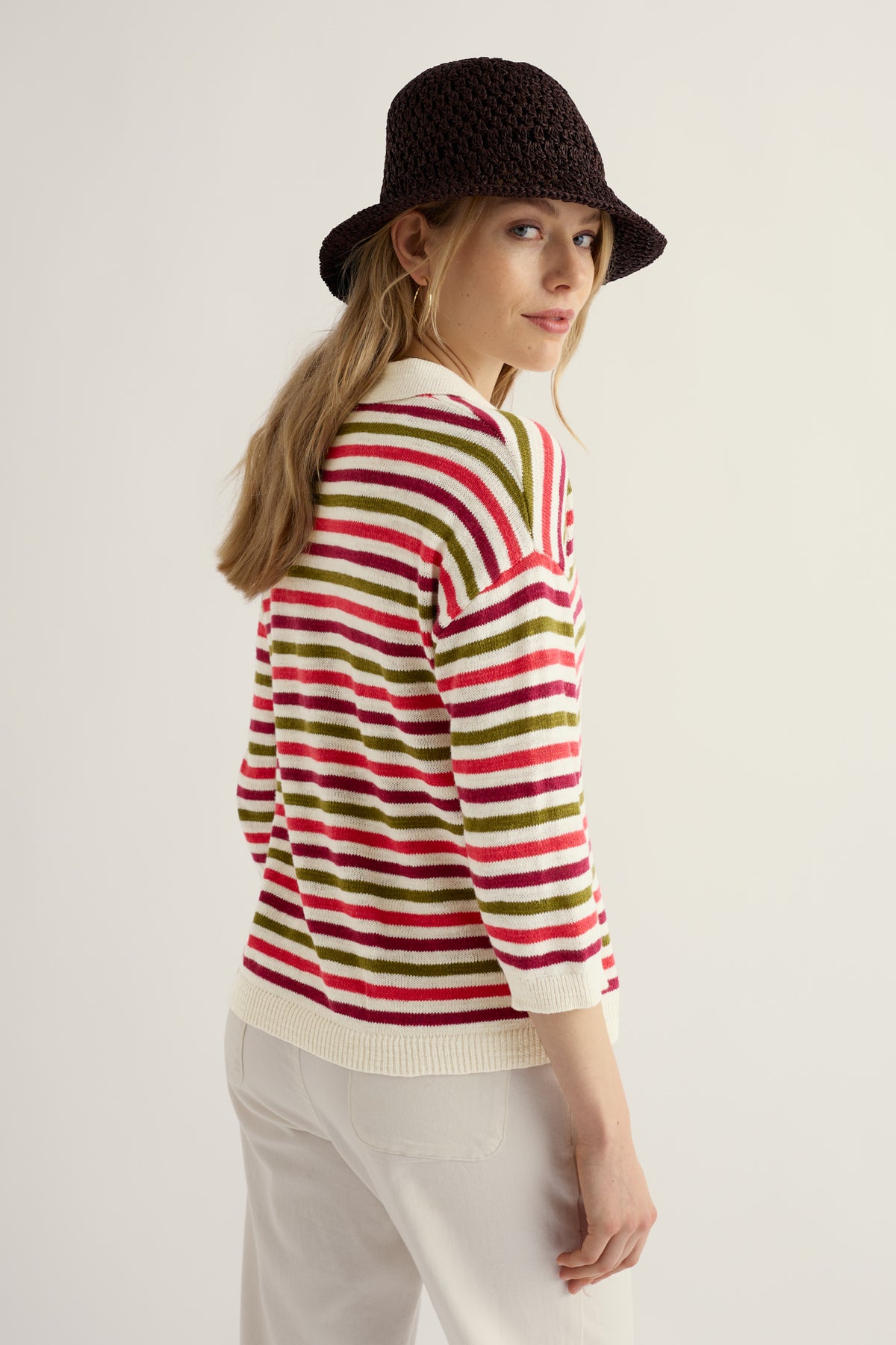 Gwynver Lightweight V-Neck Collared Jumper Made With Linen & Organic Cotton