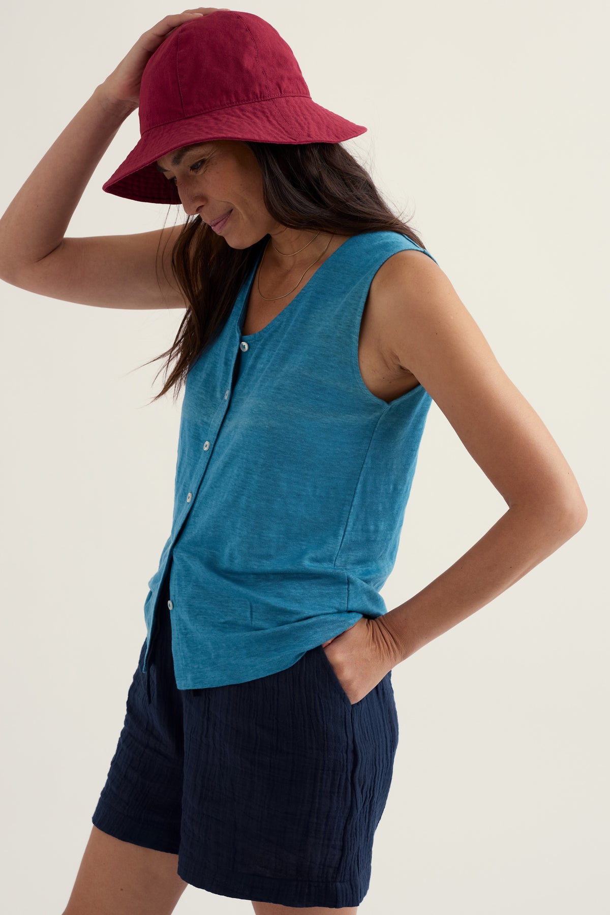 Carn Glaze Linen Button-Through Vest