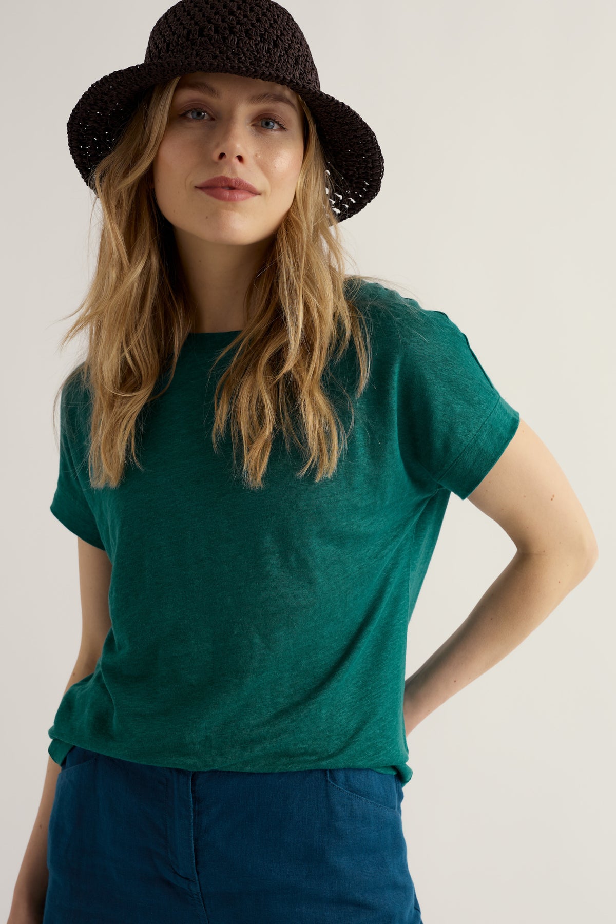 Carn Cove Linen T-Shirt