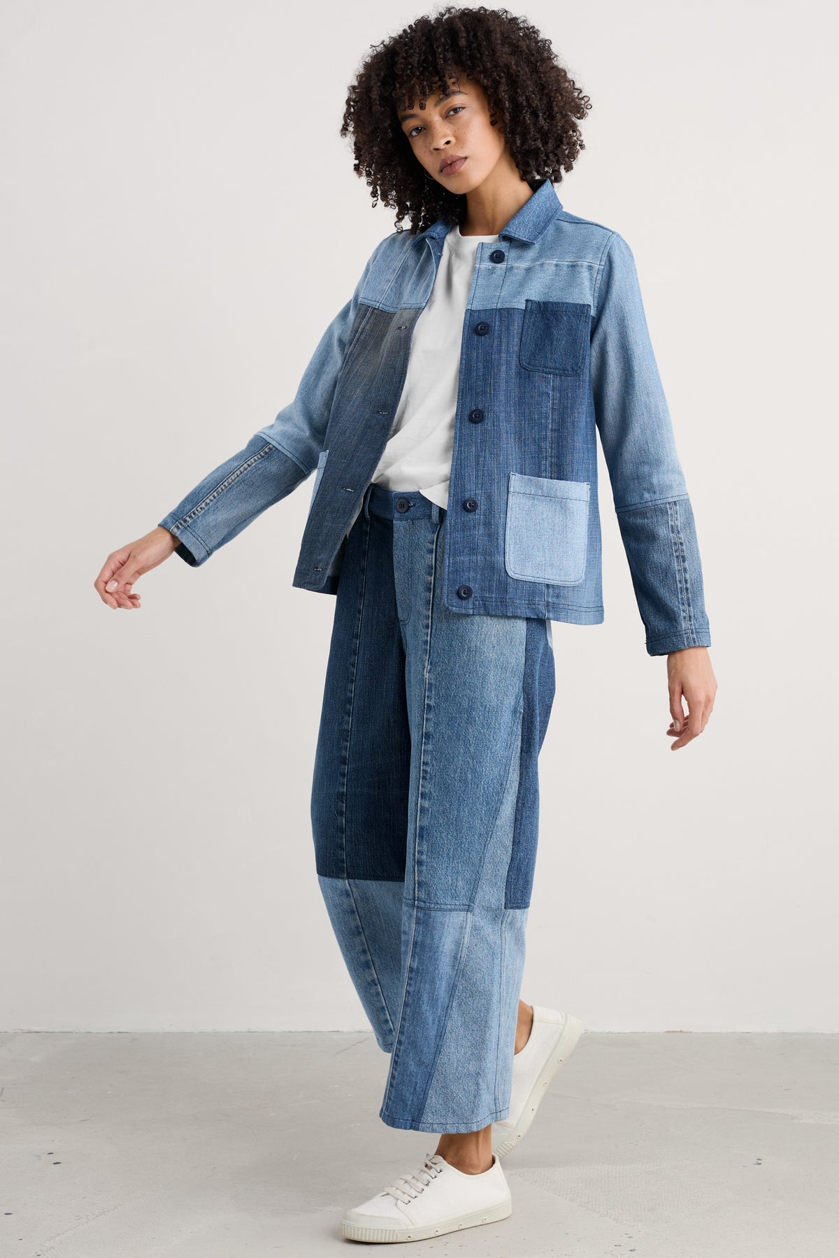 Beyond Retro Reading Rocks Jacket