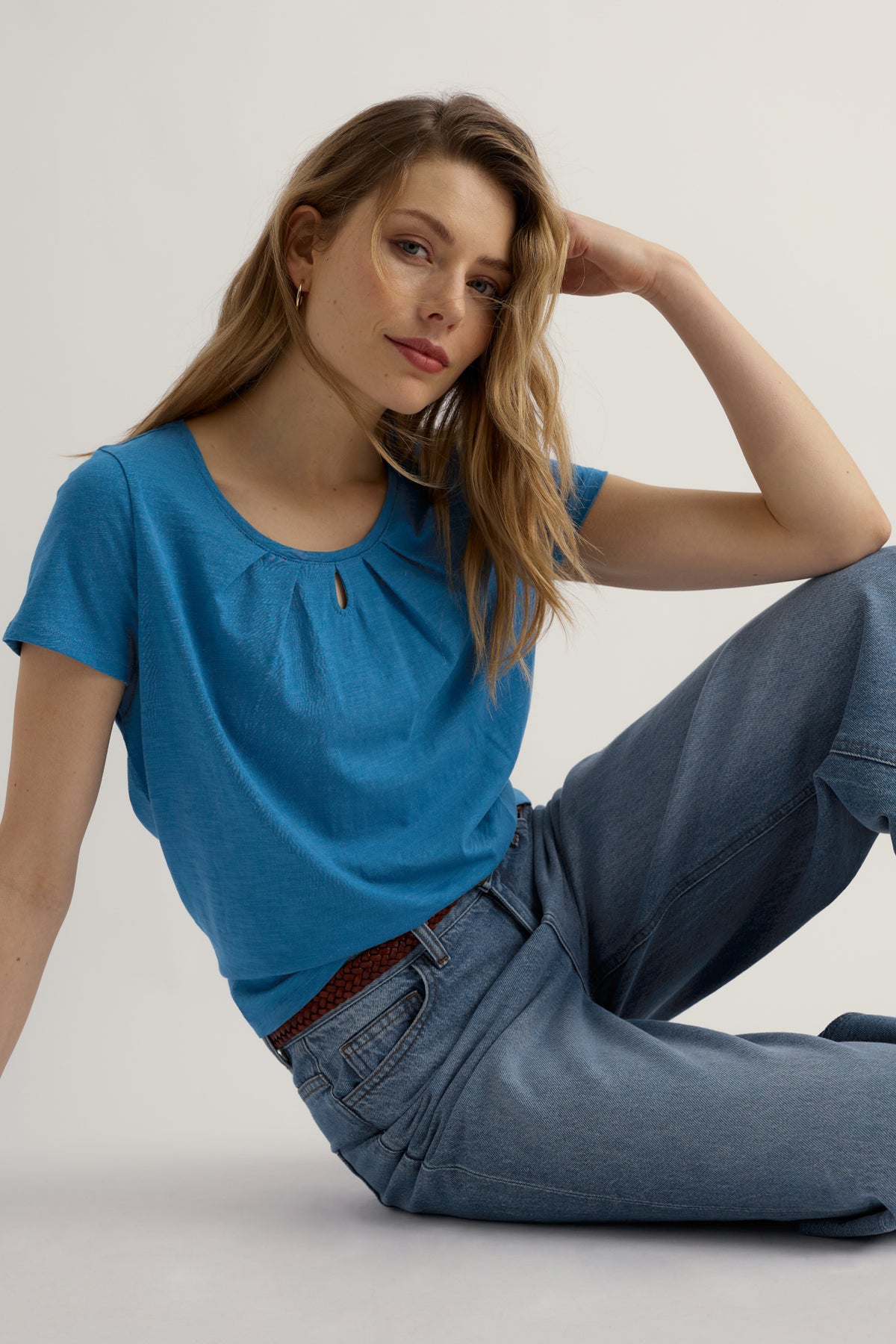Appletree Keyhole Detail T-Shirt