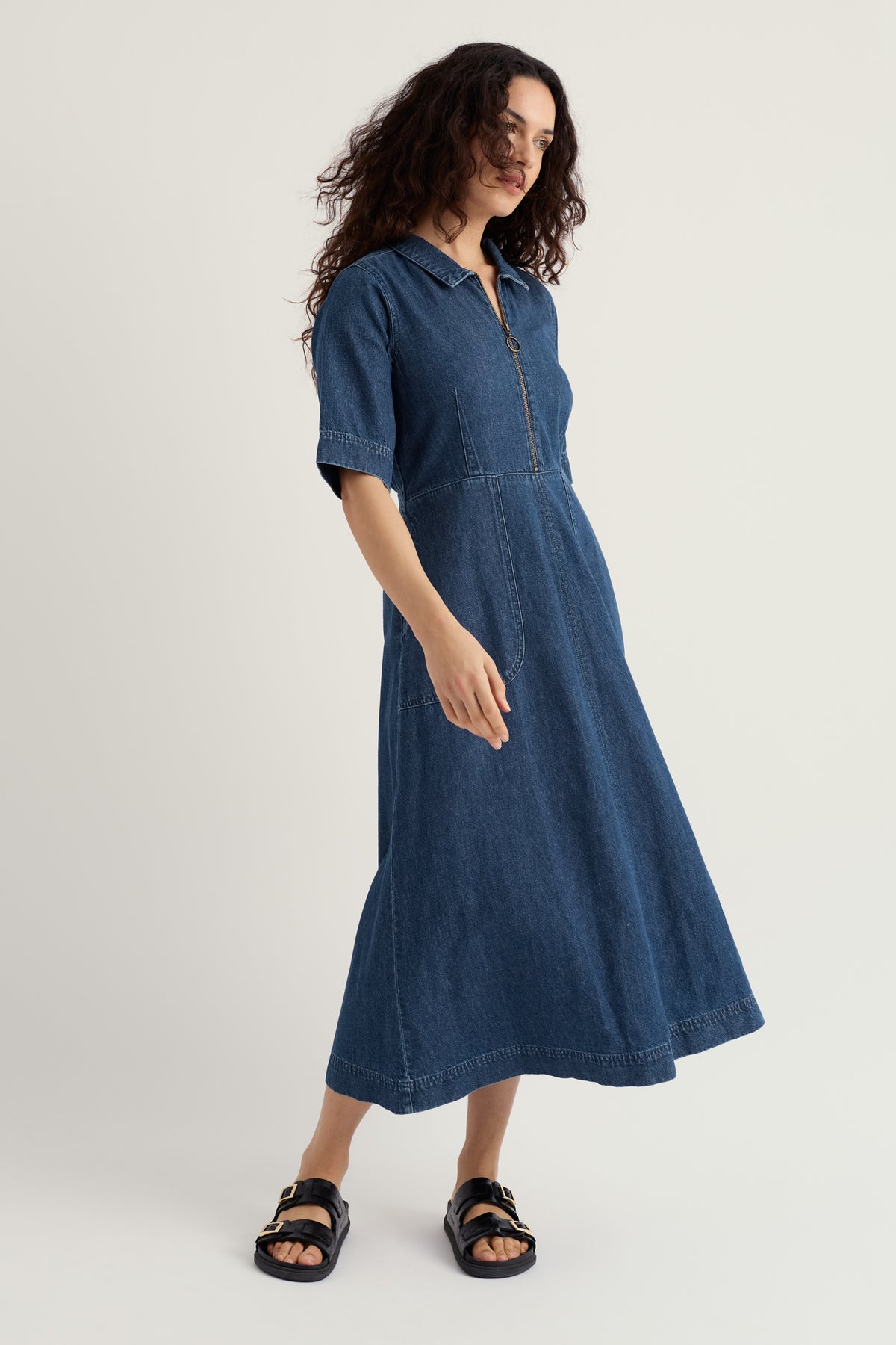 Gwenter Denim Midi Dress