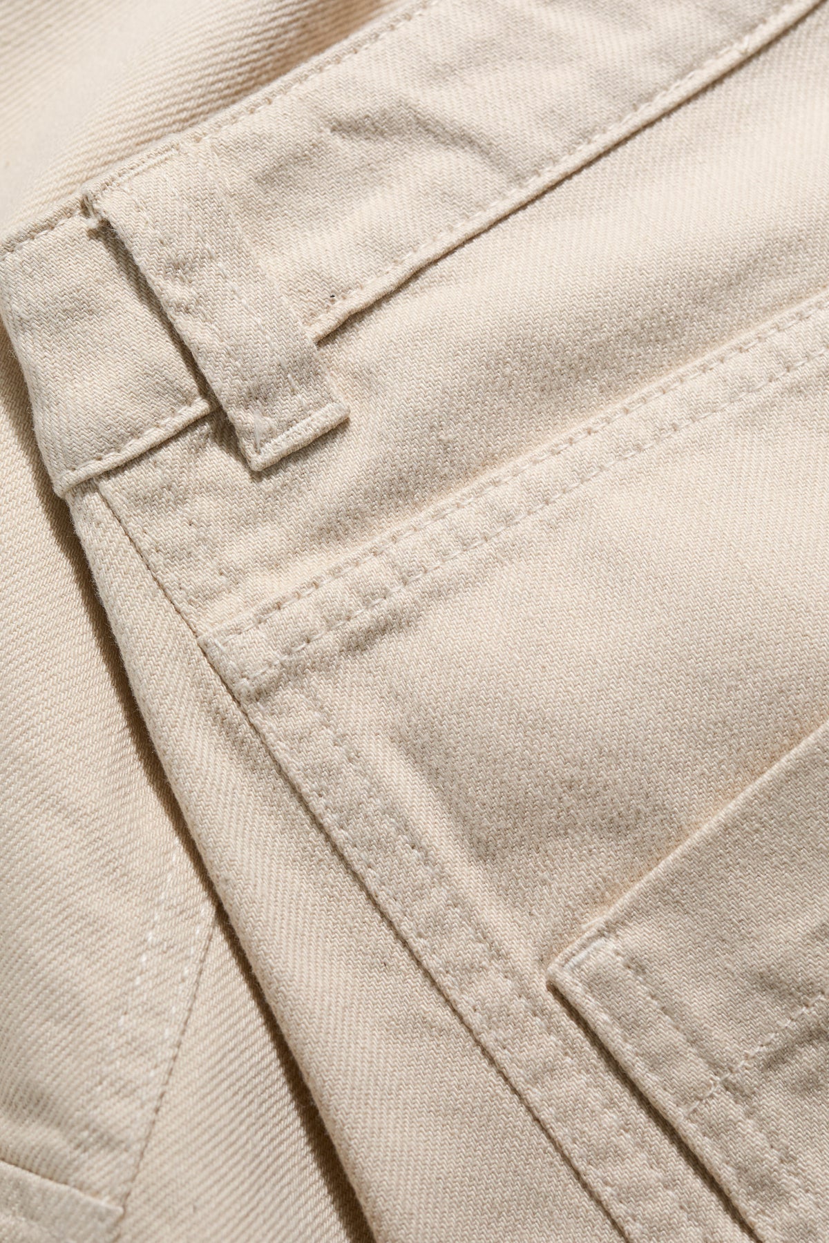 Gwenver Barrel Leg Jeans
